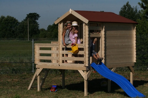 בית עץ לילדים M508 דגם כולל מגלשה